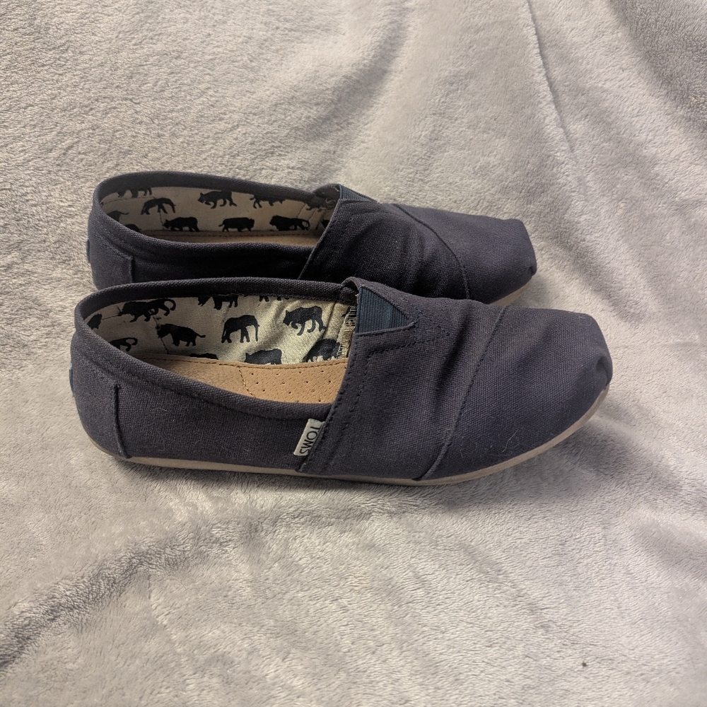 TOMS Men's Navy Blue Slip-On Shoes